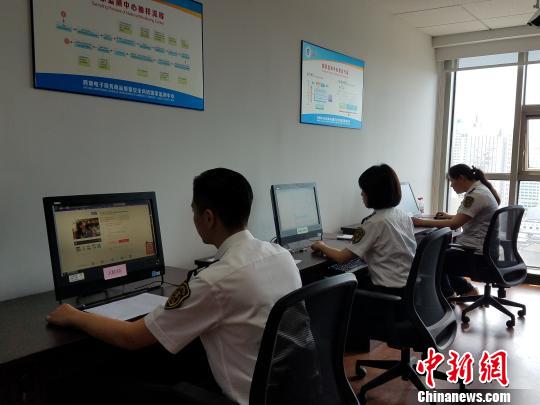 ͼΪ���Ҽ�����Ĺ�����Ա���г����ʾ ��Ρƽ ��