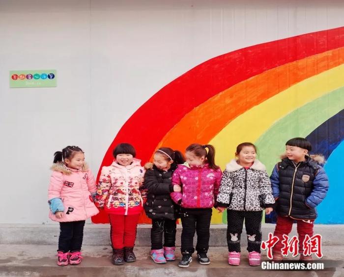 �������ڲʺ簮��ԡ��ǰ���ܷ��߹�ͼ